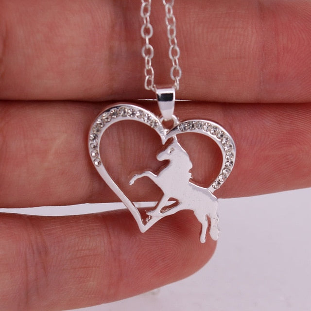 Collier Cœur Fille & Cheval En Alliage - 40+5cm - Cadeau Pour Amoureuse Des Chevaux Ou Jeune Fille